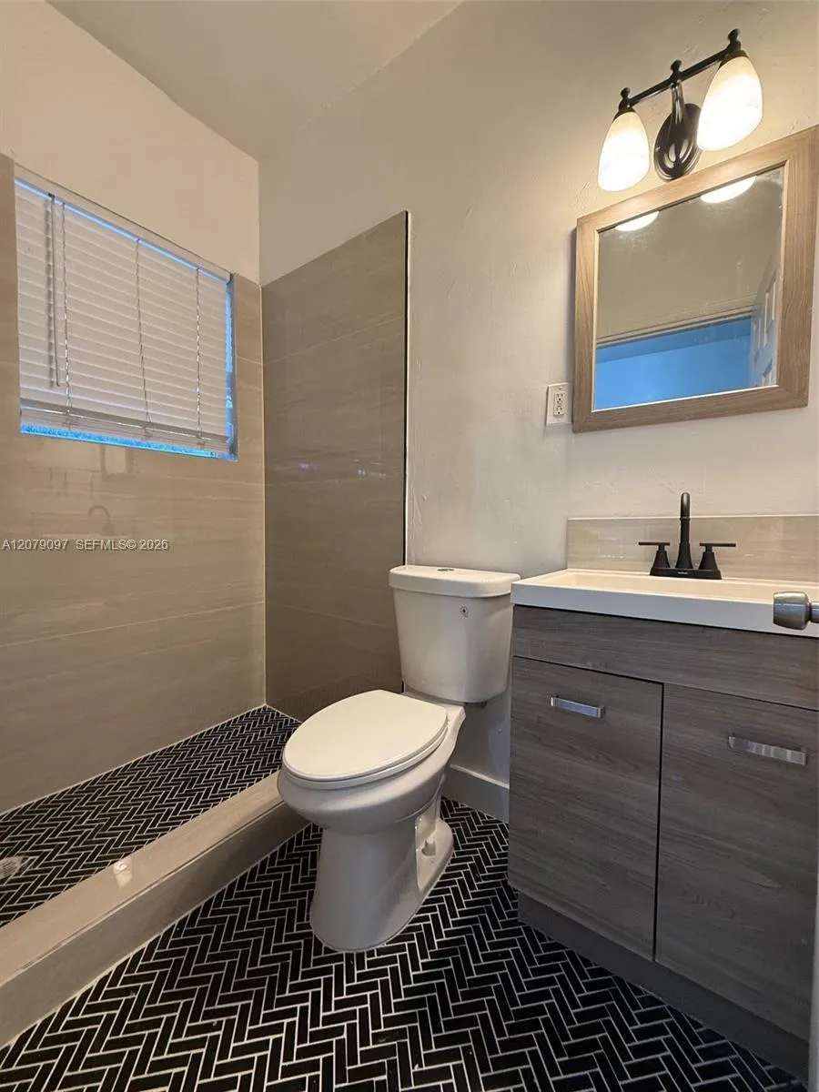 12906 NE 6th Ave #2 North Miami, FL 33161