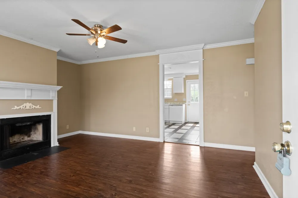 405 Woodale Dr Clarksville, TN 37042