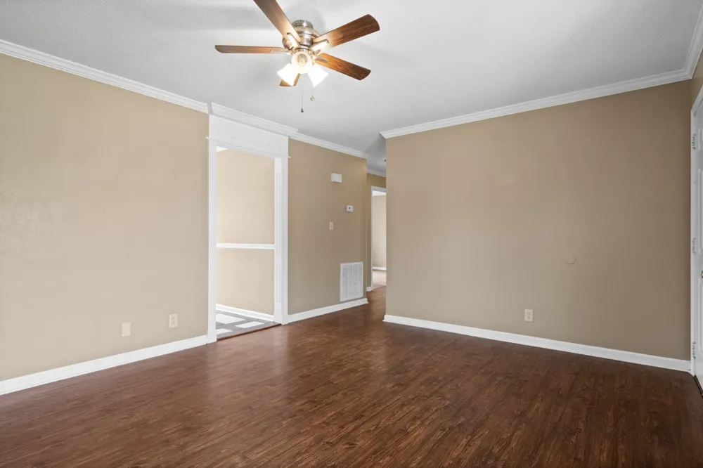 405 Woodale Dr Clarksville, TN 37042