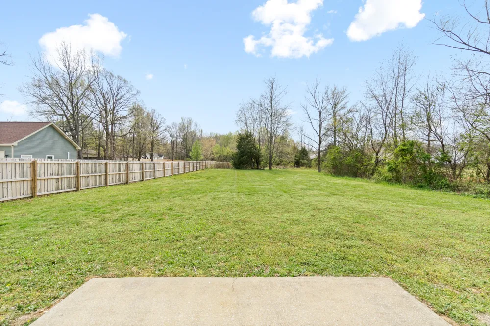405 Woodale Dr Clarksville, TN 37042