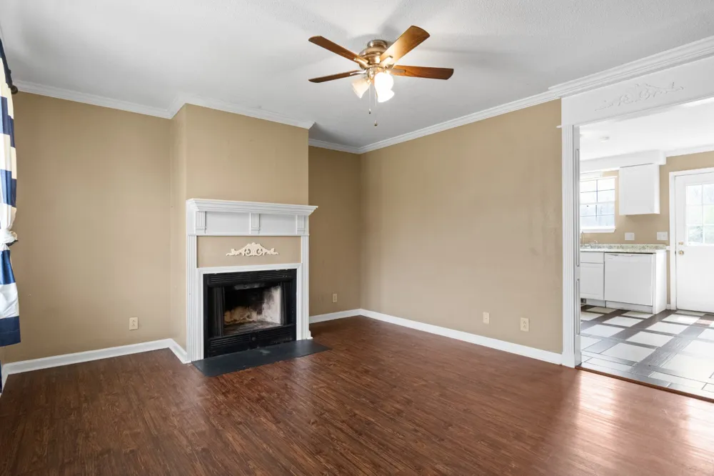 405 Woodale Dr Clarksville, TN 37042