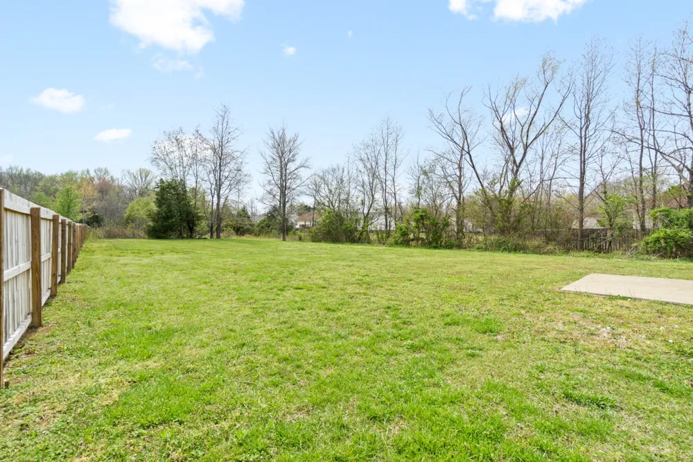 405 Woodale Dr Clarksville, TN 37042