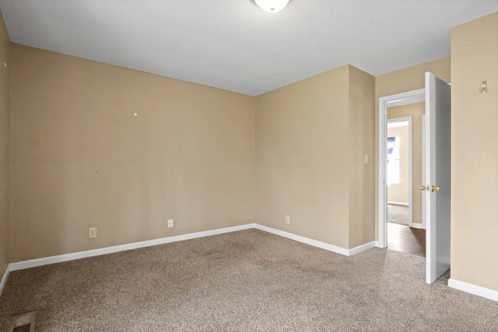 405 Woodale Dr Clarksville, TN 37042