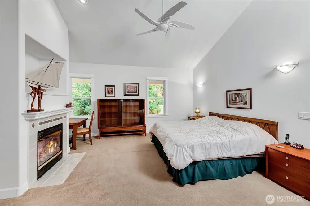 6477 Cultus Bay Road Clinton, WA 98236