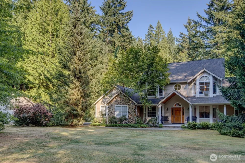 6477 Cultus Bay Road Clinton, WA 98236
