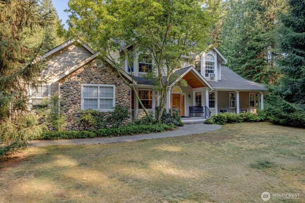 6477 Cultus Bay Road Clinton, WA 98236