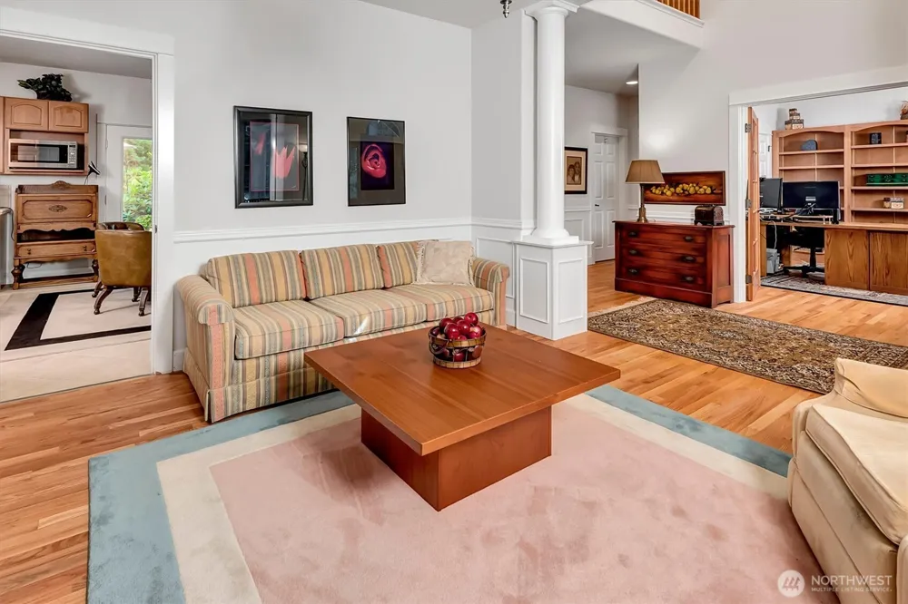 6477 Cultus Bay Road Clinton, WA 98236