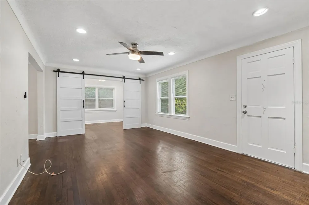 3601 6TH AVENUE St Petersburg, FL 33713