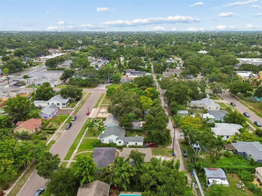 3601 6TH AVENUE St Petersburg, FL 33713