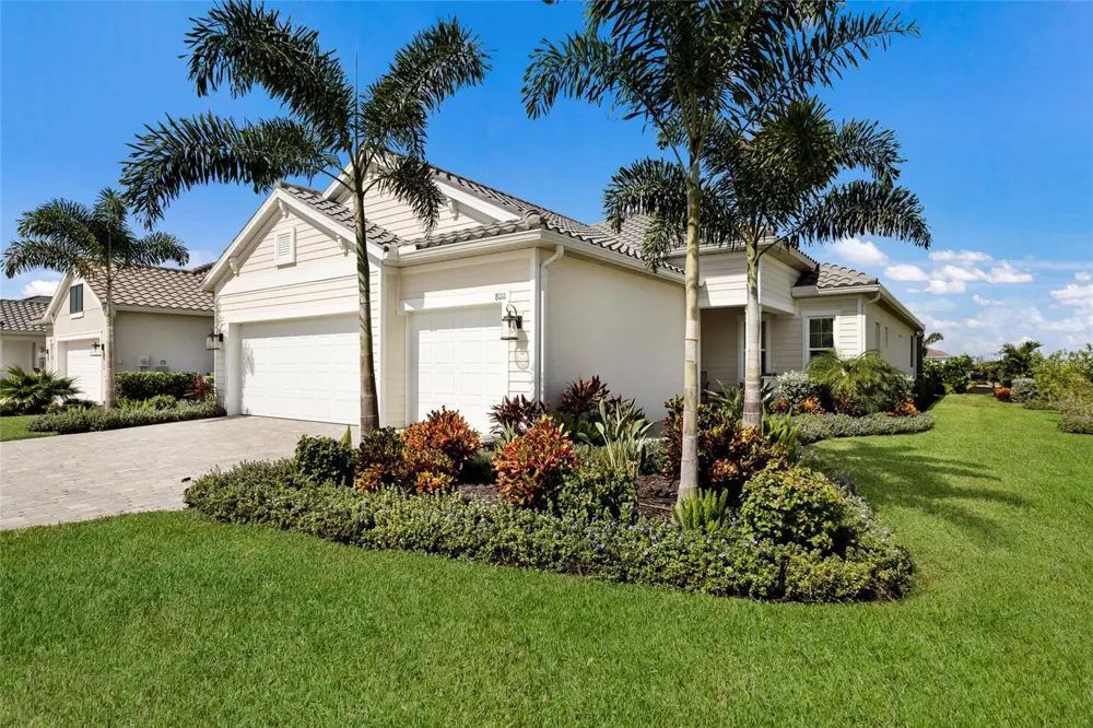 8011 ANTHIRIUM LOOP Sarasota, FL 34240