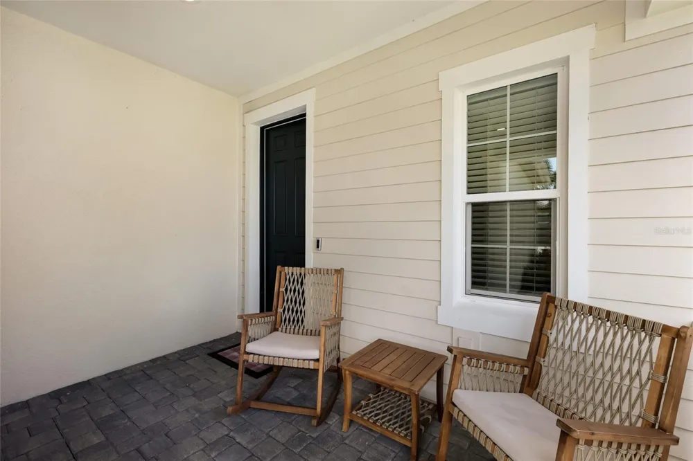 8011 ANTHIRIUM LOOP Sarasota, FL 34240
