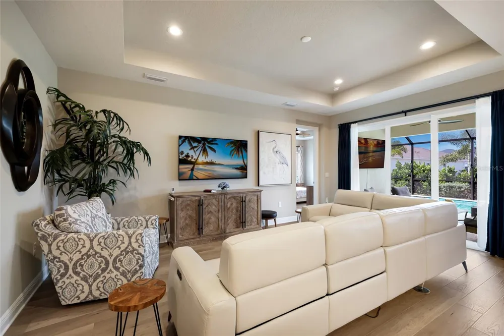 8011 ANTHIRIUM LOOP Sarasota, FL 34240