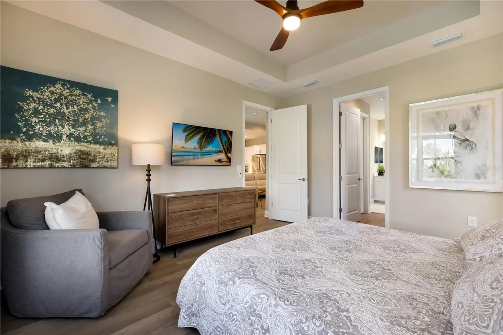 8011 ANTHIRIUM LOOP Sarasota, FL 34240