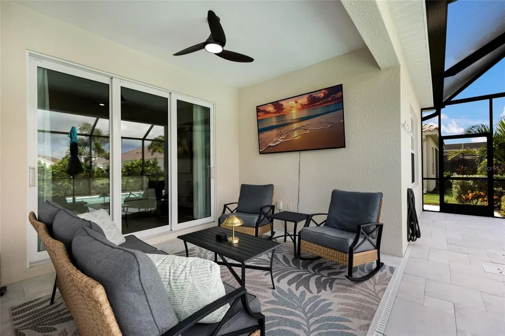 8011 ANTHIRIUM LOOP Sarasota, FL 34240
