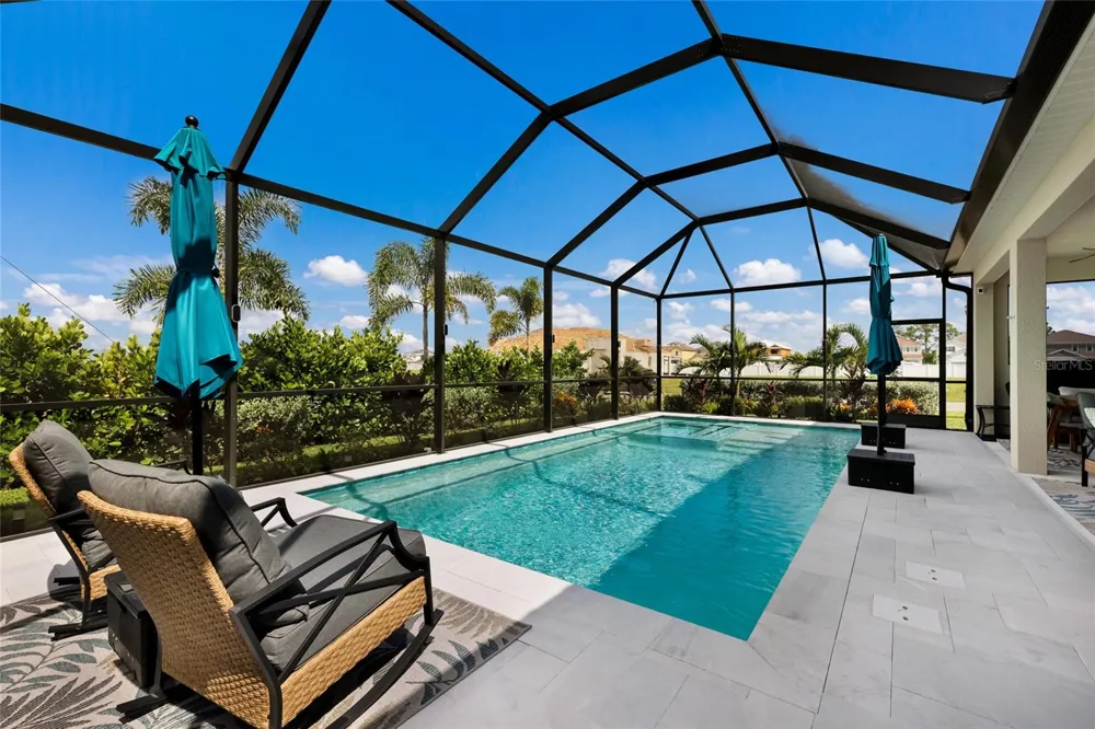 8011 ANTHIRIUM LOOP Sarasota, FL 34240
