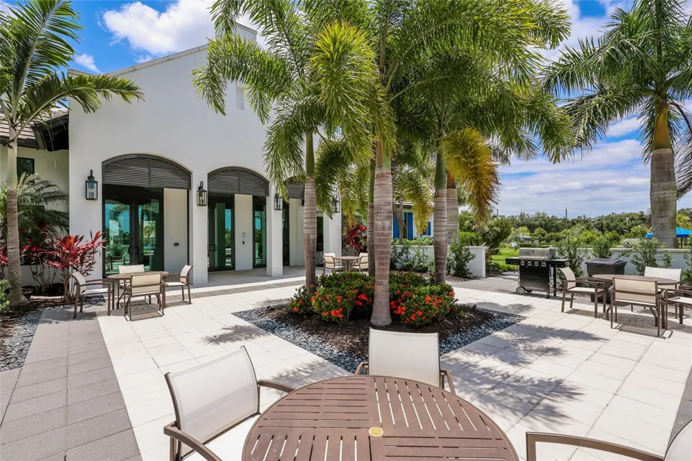 8011 ANTHIRIUM LOOP Sarasota, FL 34240