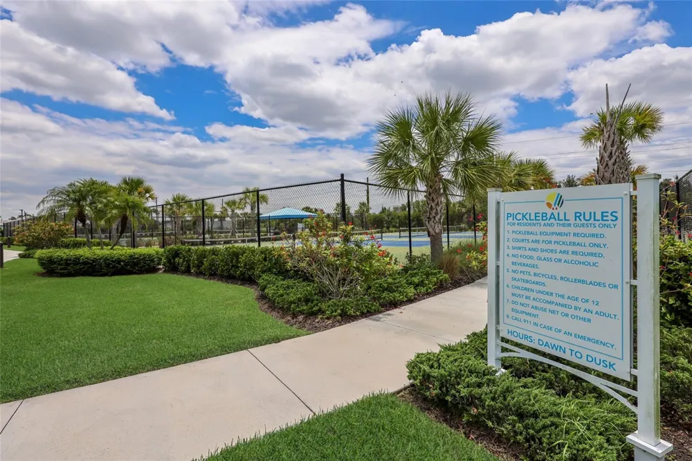 8011 ANTHIRIUM LOOP Sarasota, FL 34240
