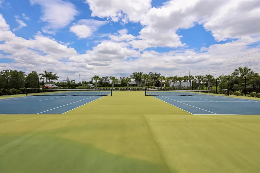 8011 ANTHIRIUM LOOP Sarasota, FL 34240