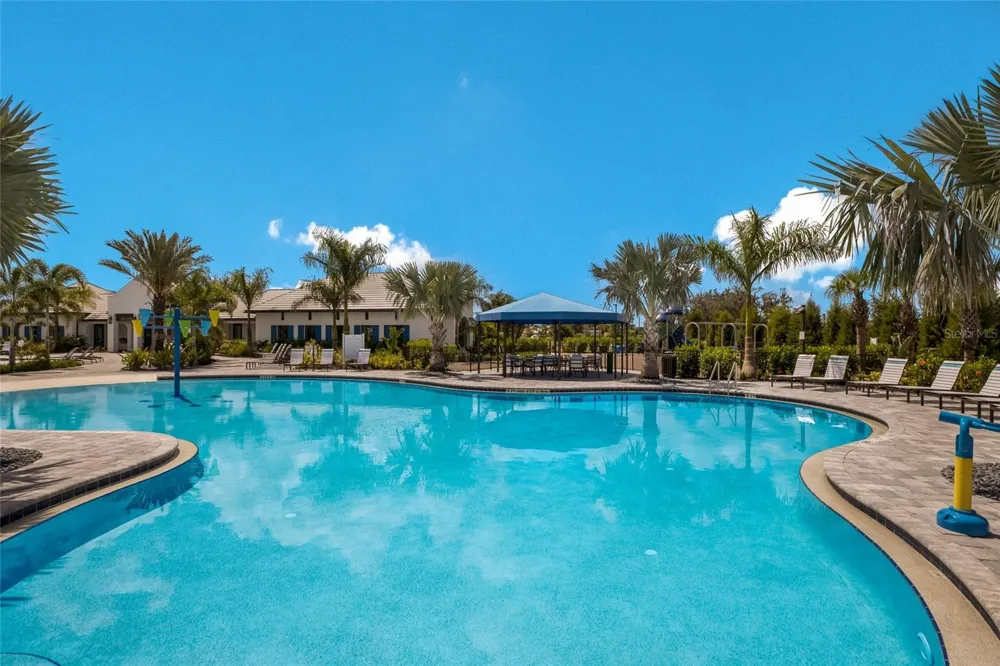 8011 ANTHIRIUM LOOP Sarasota, FL 34240