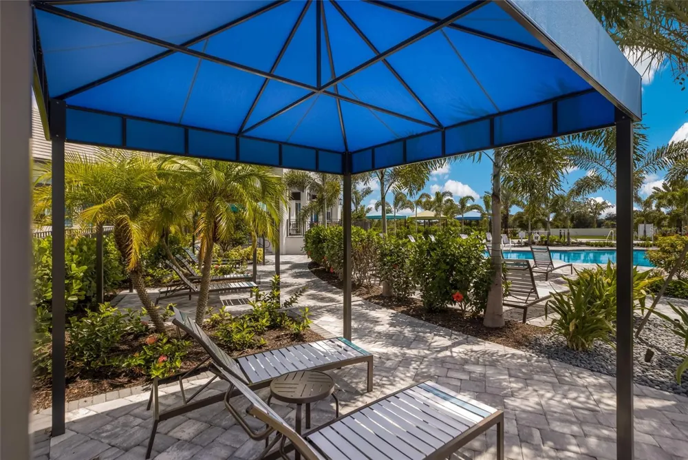 8011 ANTHIRIUM LOOP Sarasota, FL 34240