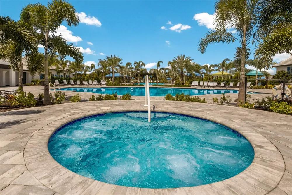 8011 ANTHIRIUM LOOP Sarasota, FL 34240