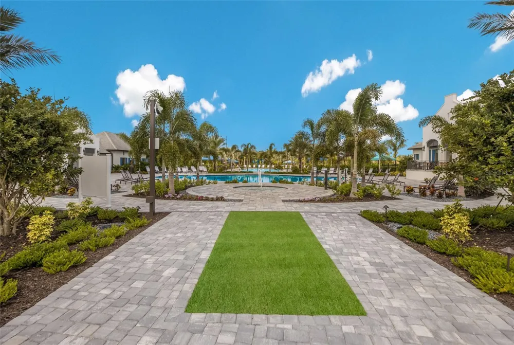 8011 ANTHIRIUM LOOP Sarasota, FL 34240