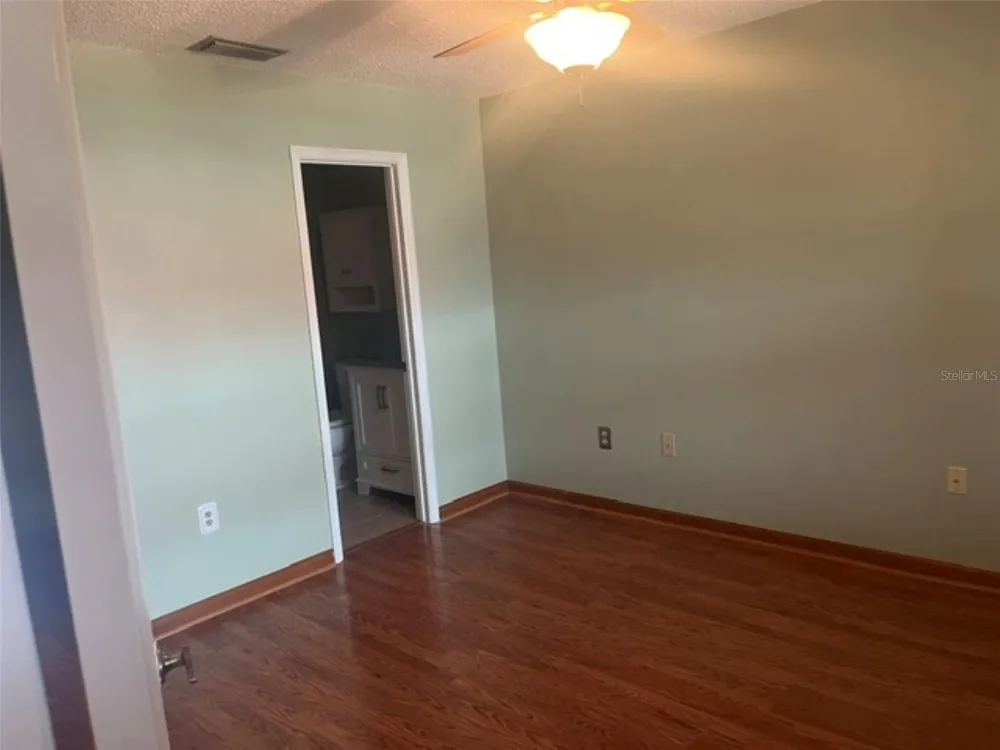 15 COVE LANE Eustis, FL 32726