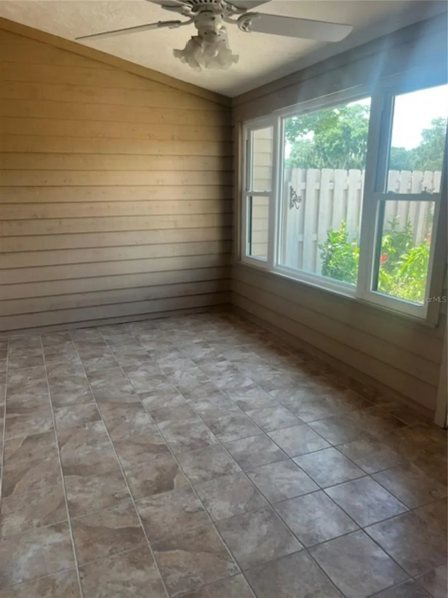 15 COVE LANE Eustis, FL 32726