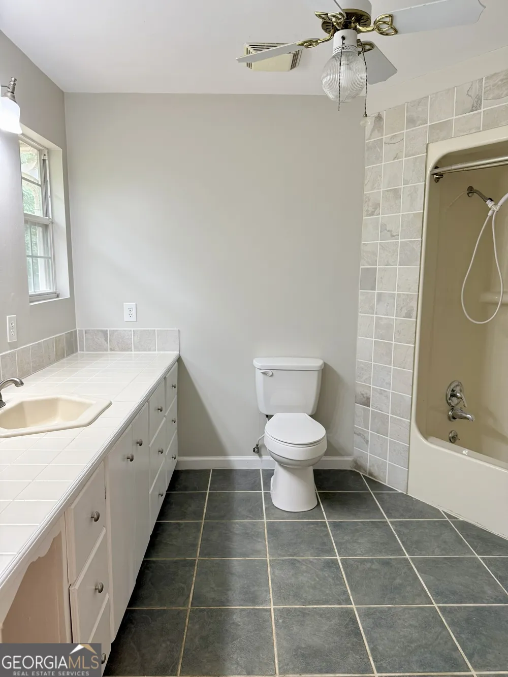 293 Osage CIR Byron, GA 31008