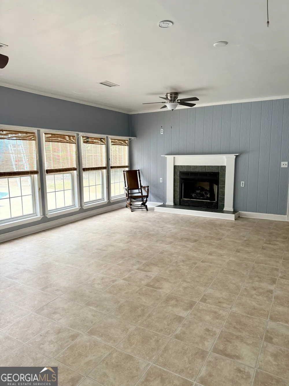 293 Osage CIR Byron, GA 31008