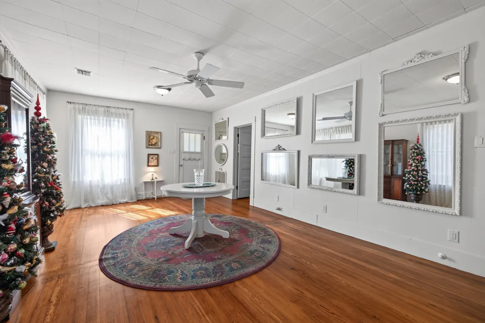 4110 Marathon Boulevard Austin, TX 78756