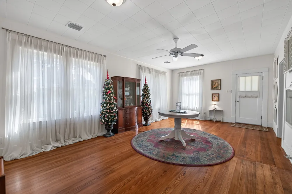 4110 Marathon Boulevard Austin, TX 78756