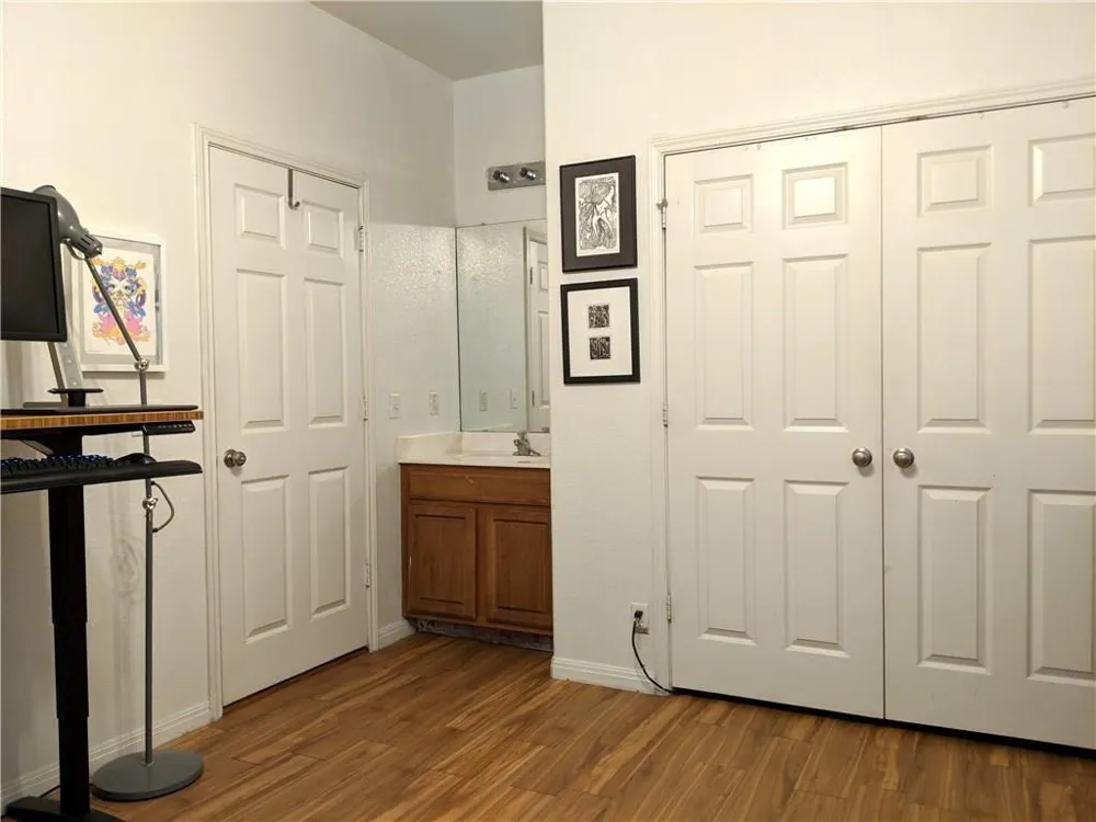 5501 Duval B Street #B Austin, TX 78751