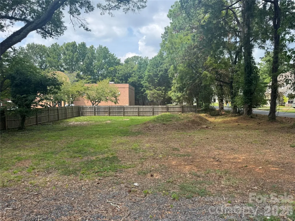 4420/4424 Castleton Road Charlotte, NC 28211