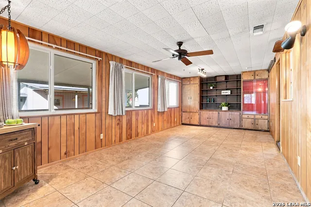 712 Beryl San Antonio, TX 78213