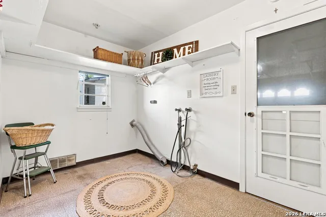 712 Beryl San Antonio, TX 78213