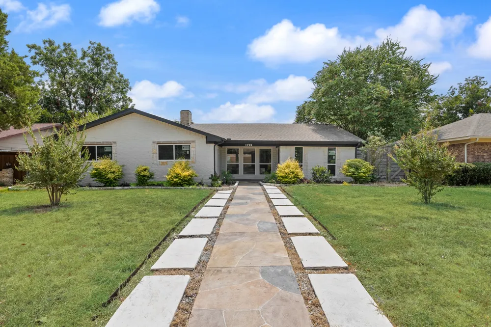 1702 Baltimore Drive Richardson, TX 75081