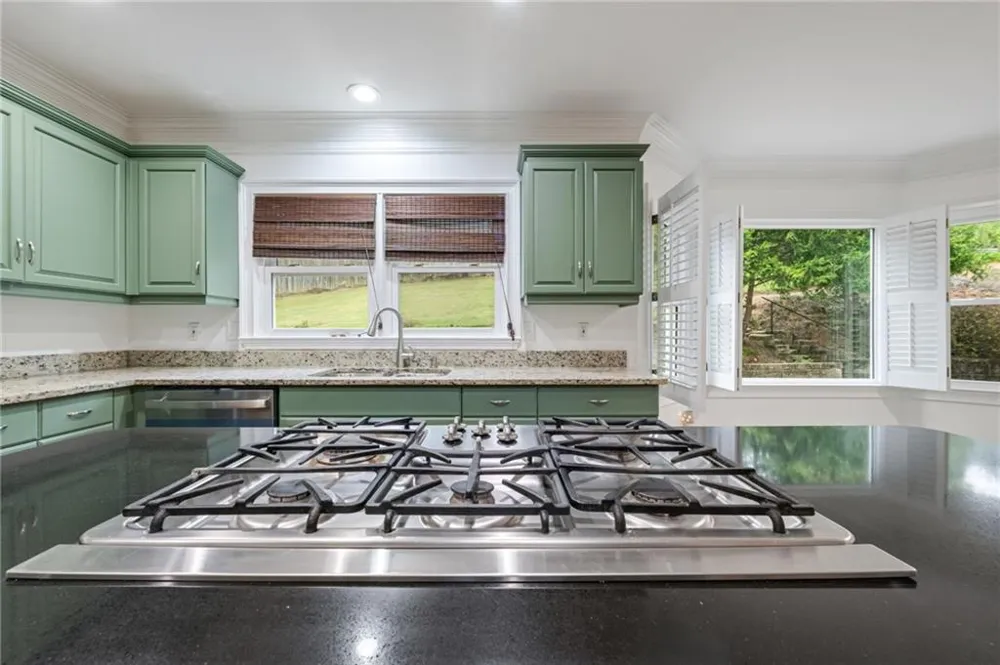 1809 Shelburne Ridge Marietta, GA 30068