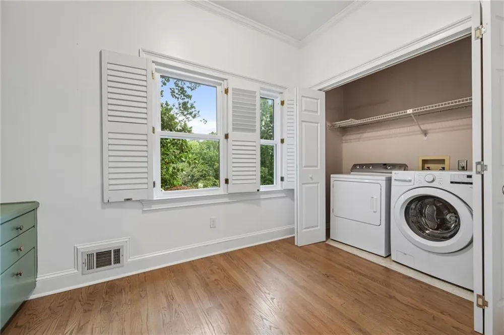 1809 Shelburne Ridge Marietta, GA 30068