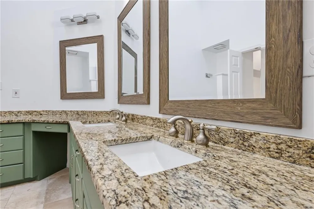 1809 Shelburne Ridge Marietta, GA 30068