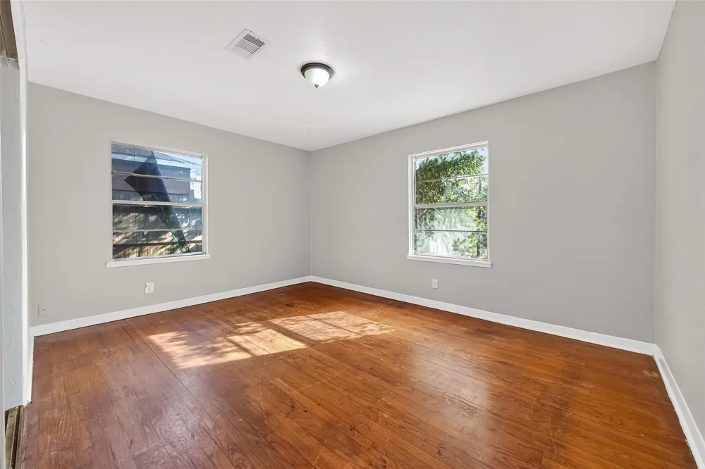 6127 Beldart Street Houston, TX 77033