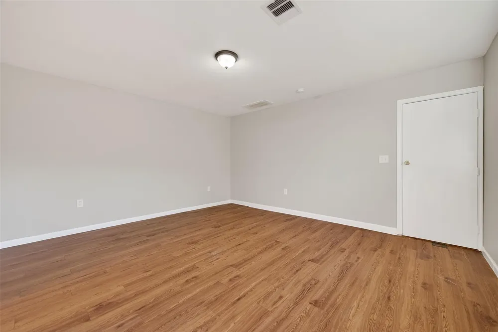 6127 Beldart Street Houston, TX 77033