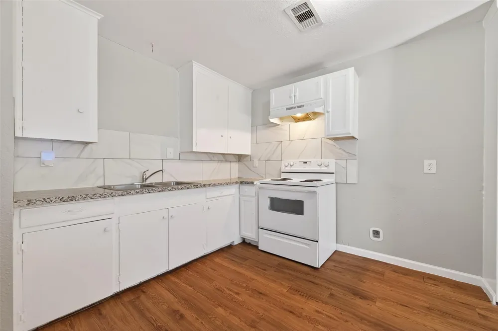 6127 Beldart Street Houston, TX 77033