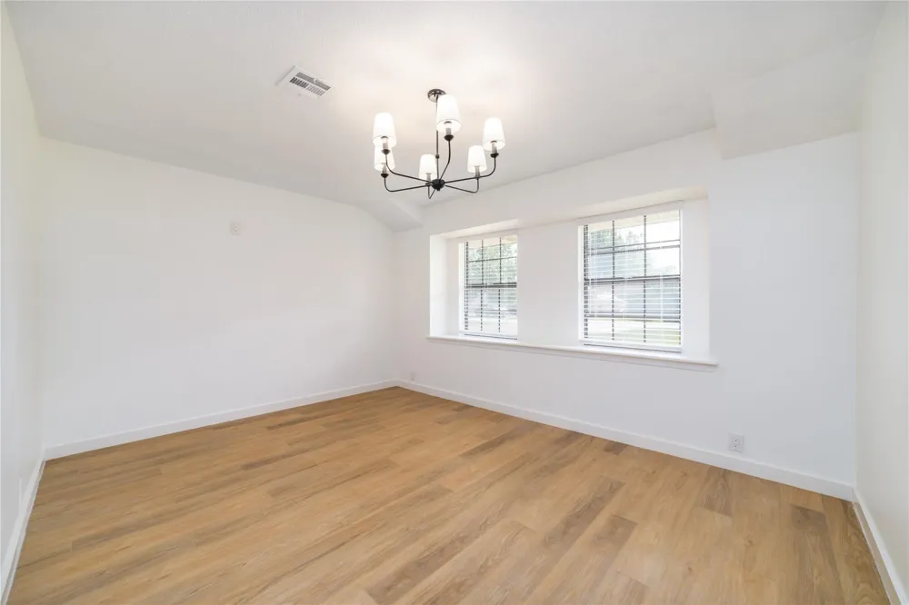 3304 Bruce Hall Road Santa Fe, TX 77510