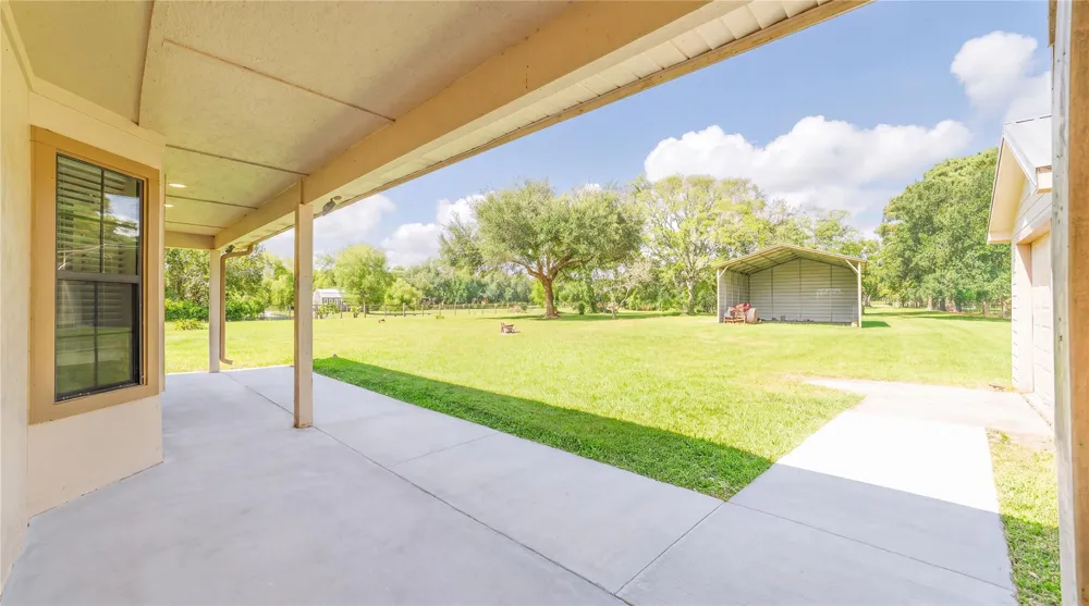 3304 Bruce Hall Road Santa Fe, TX 77510
