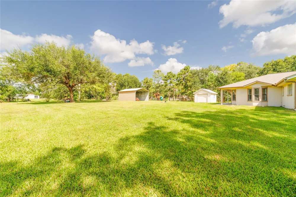 3304 Bruce Hall Road Santa Fe, TX 77510