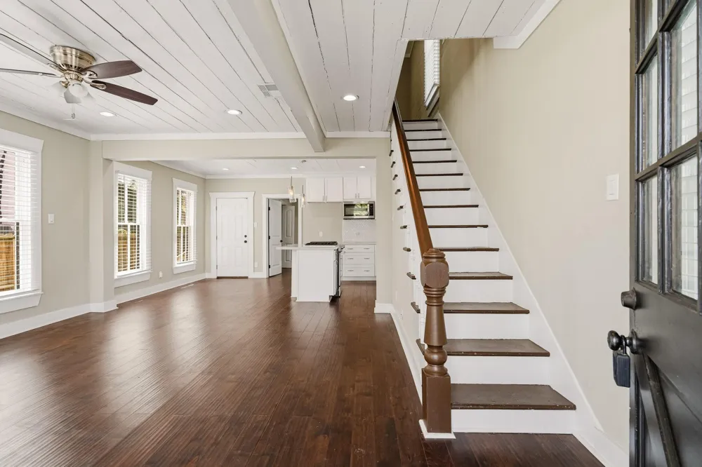 1011 Sealy Street Galveston, TX 77550