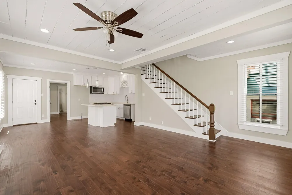 1011 Sealy Street Galveston, TX 77550