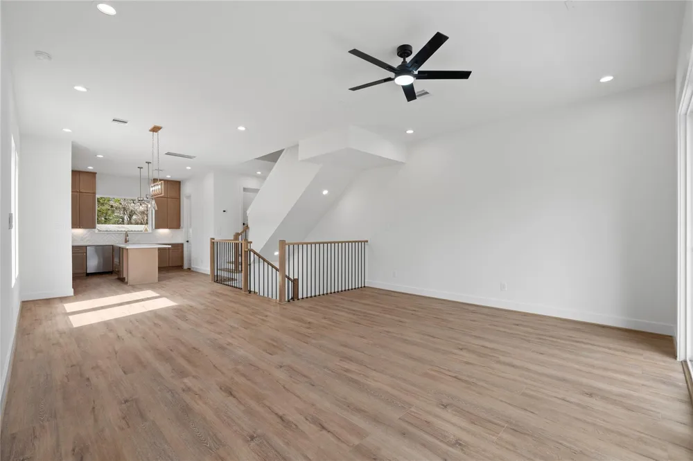 826 Curtin Street #F Houston, TX 77018