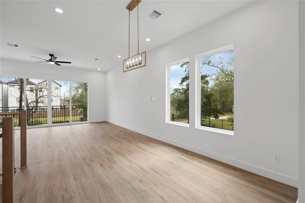 826 Curtin Street #F Houston, TX 77018